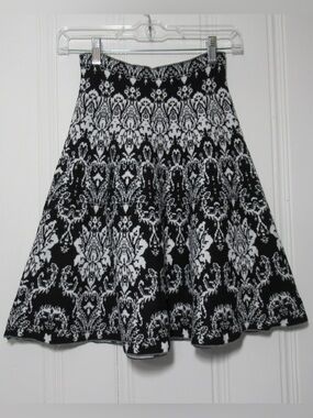 Black and White Sweater Skater Skirt Size Small